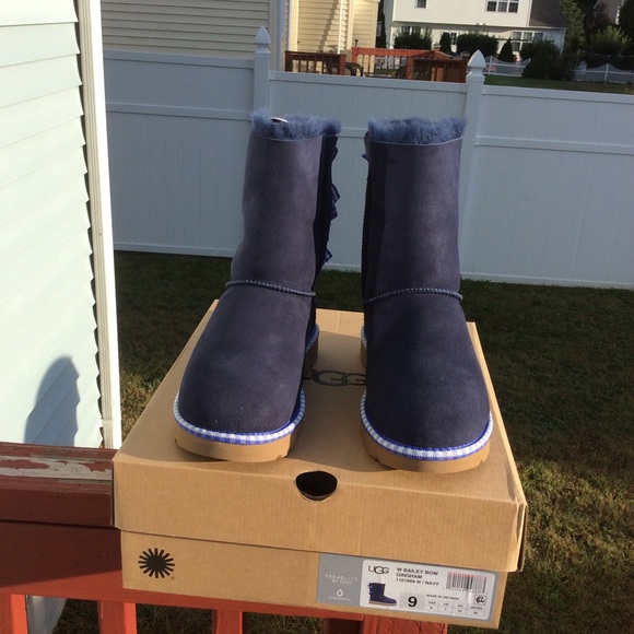 Ugg Bailey Bow Gingham - Picture 7 of 8